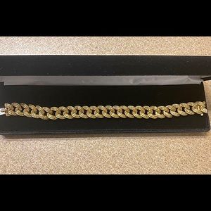 10kt Gold and yellow Diamond Cuban bracelet.